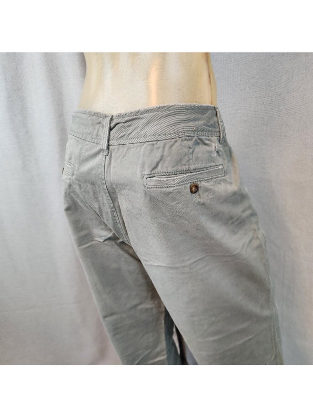 Old Navy Olive Green Distressed Straight Leg Pants Slacks Siz 14 LARGE 36 Wx31 I - Picture 7 of 11